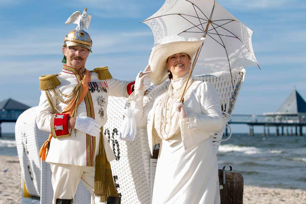 Kaiser Wilhelm I. und Gemahlin ließen in originalgetreuen Kostümen die „gute, alte Zeit“ wiederaufleben.
