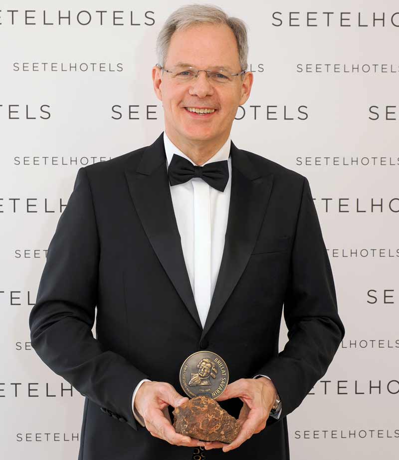 Hotelier Rolf Seelige-Steinhoff ist der 67. Träger der Brillat Savarin-Plakette. Foto: Mandy Knuth
